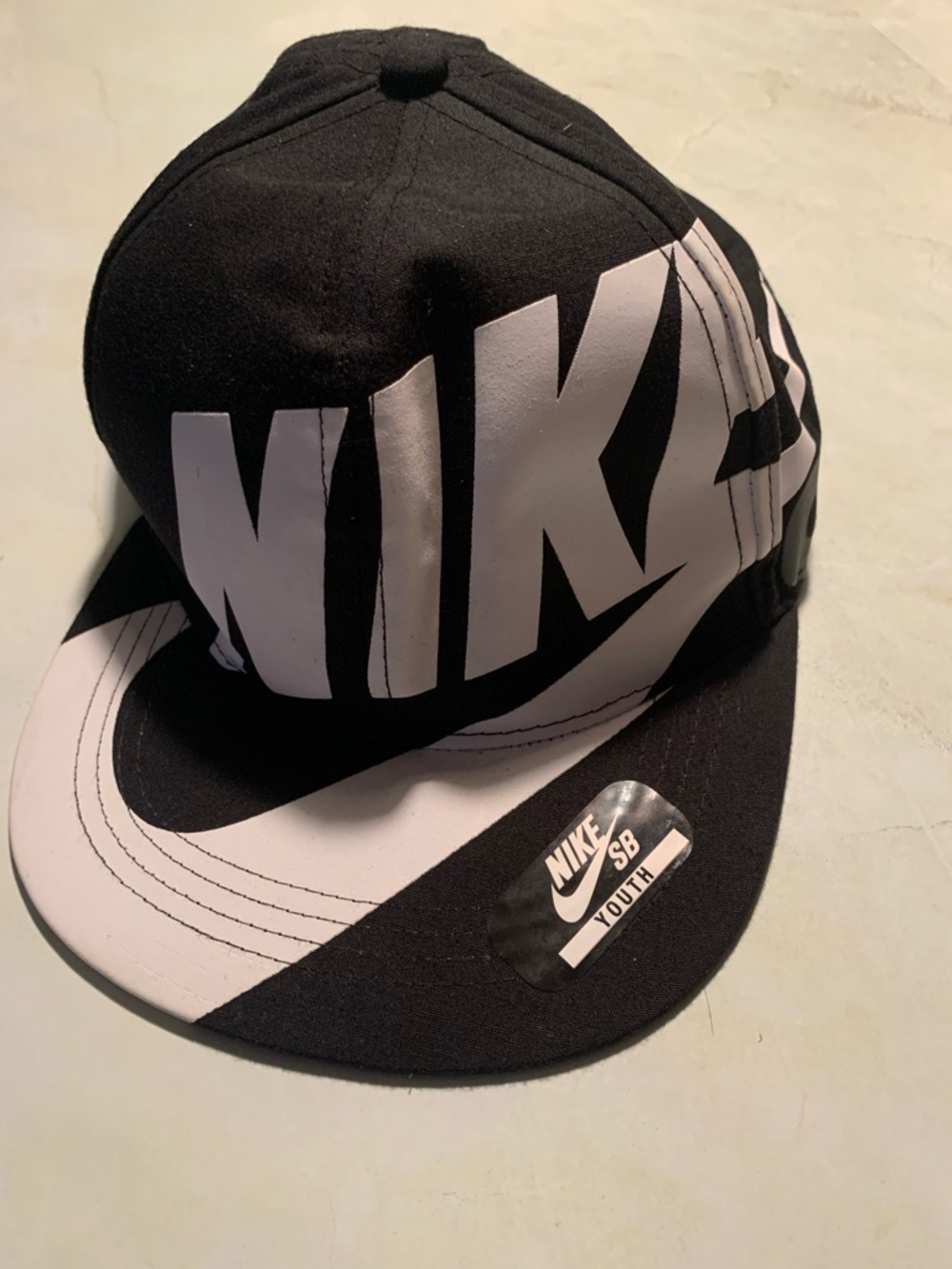 Nike SB Youth Hat SnapBack Great Condition
